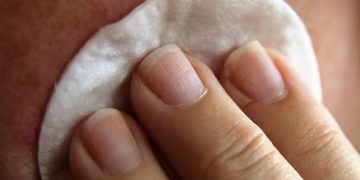 skincare, cleaning skin, cotton pads