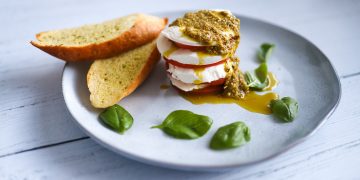 mozzarella, salad, healthy